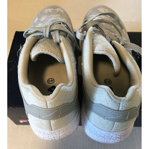 NIB Fila Women Sneakers Shoes Gray Lace Up Luxembourg Size 40 ( US 8) - Picture 4 of 9
